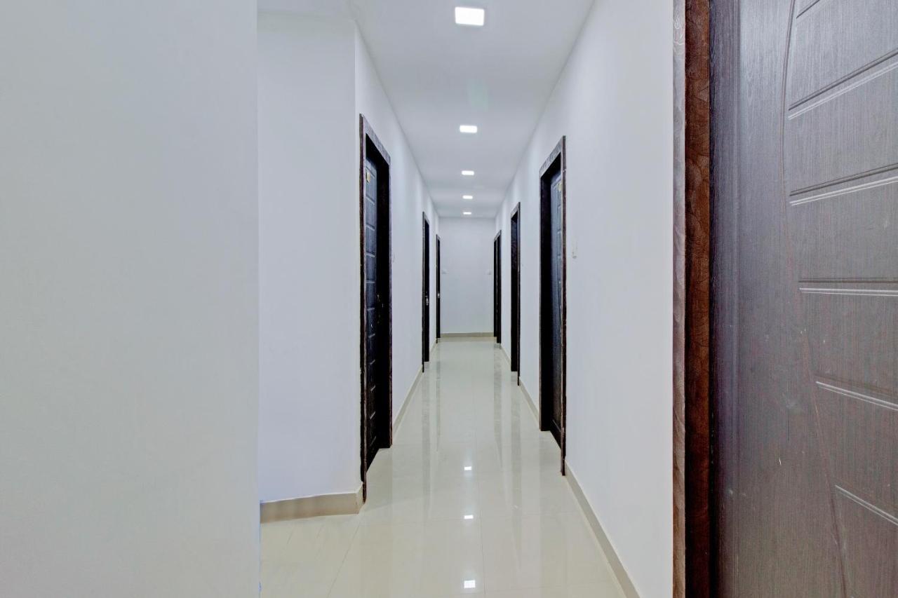 Oyo Flagship 81436 Palace Lodge Μπανγκαλόρ Εξωτερικό φωτογραφία