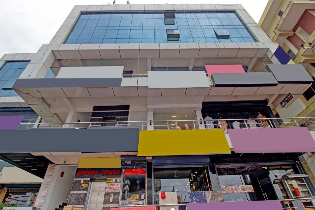 Oyo Flagship 81436 Palace Lodge Μπανγκαλόρ Εξωτερικό φωτογραφία