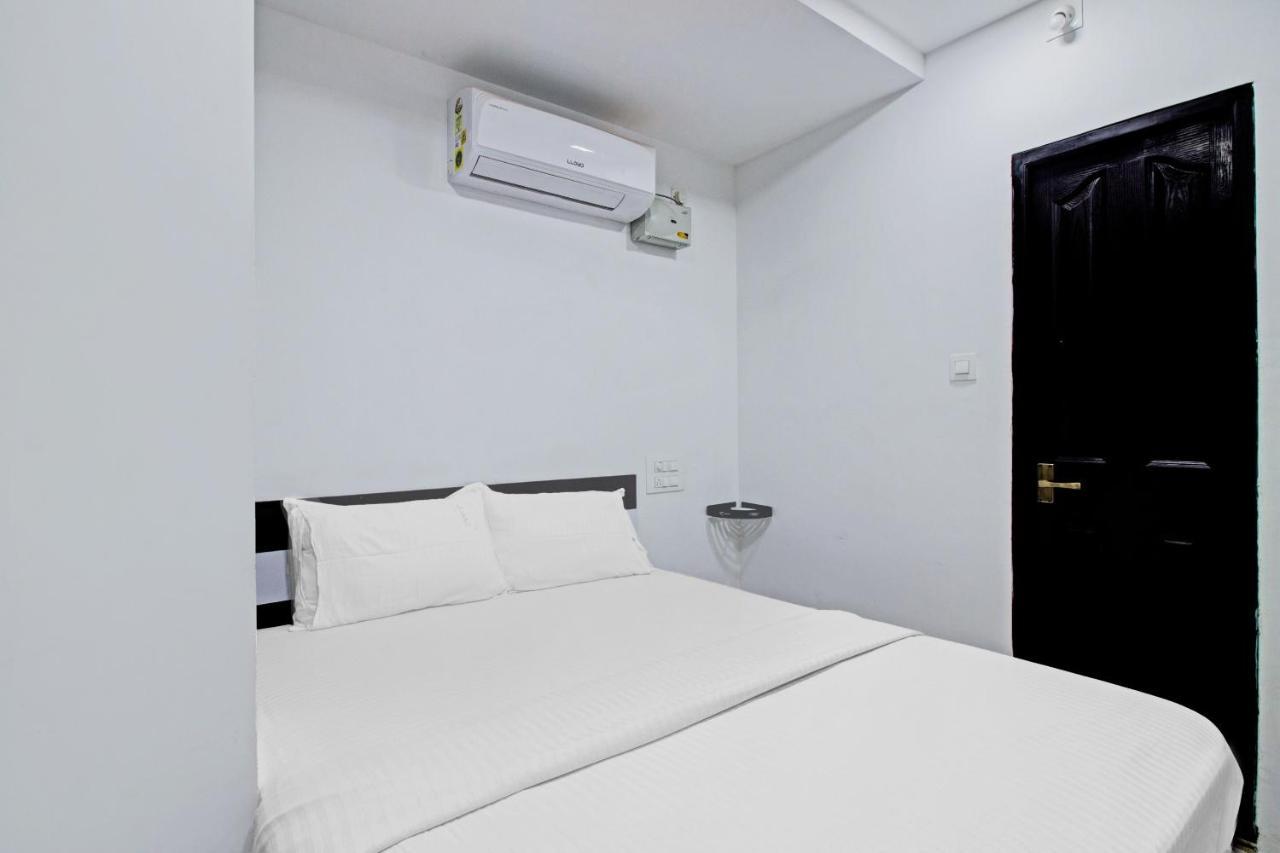 Oyo Flagship 81436 Palace Lodge Μπανγκαλόρ Εξωτερικό φωτογραφία