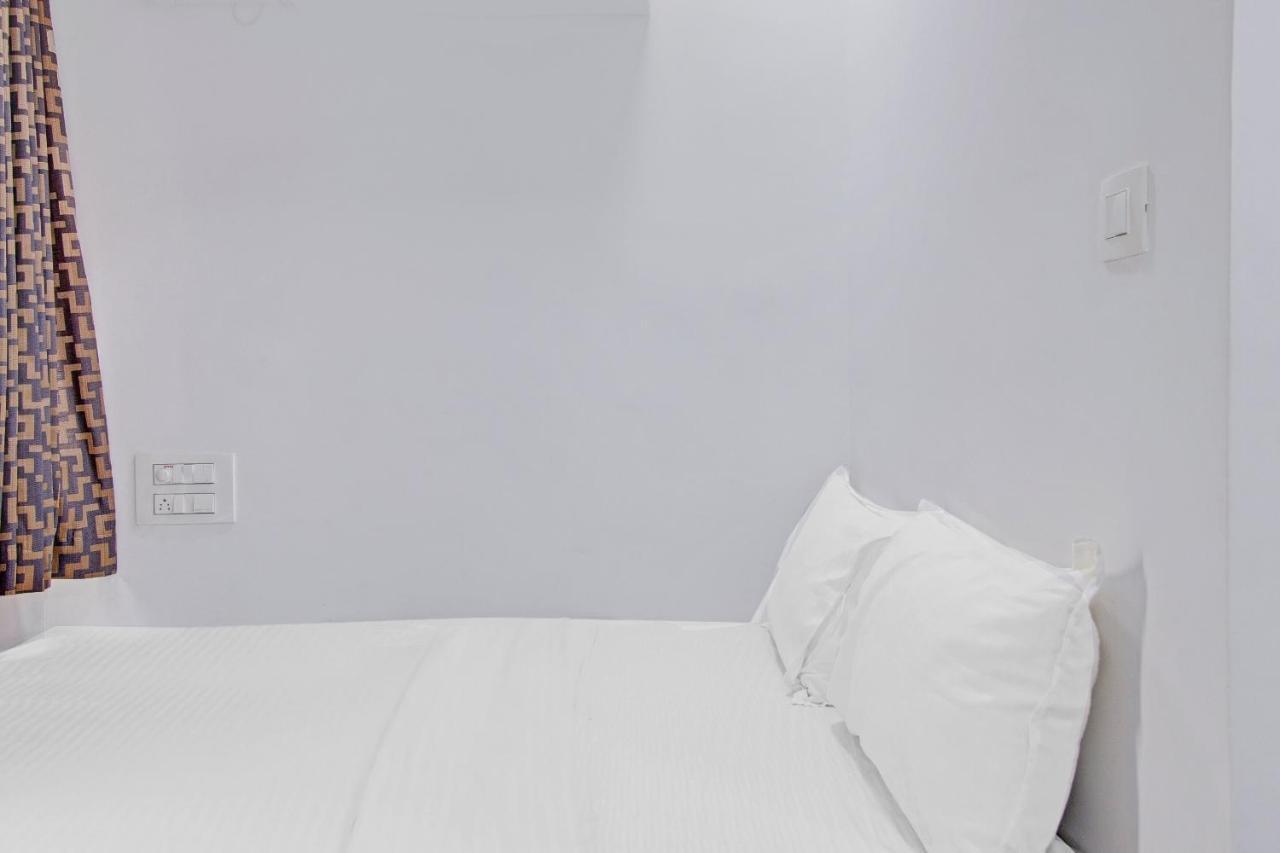Oyo Flagship 81436 Palace Lodge Μπανγκαλόρ Εξωτερικό φωτογραφία