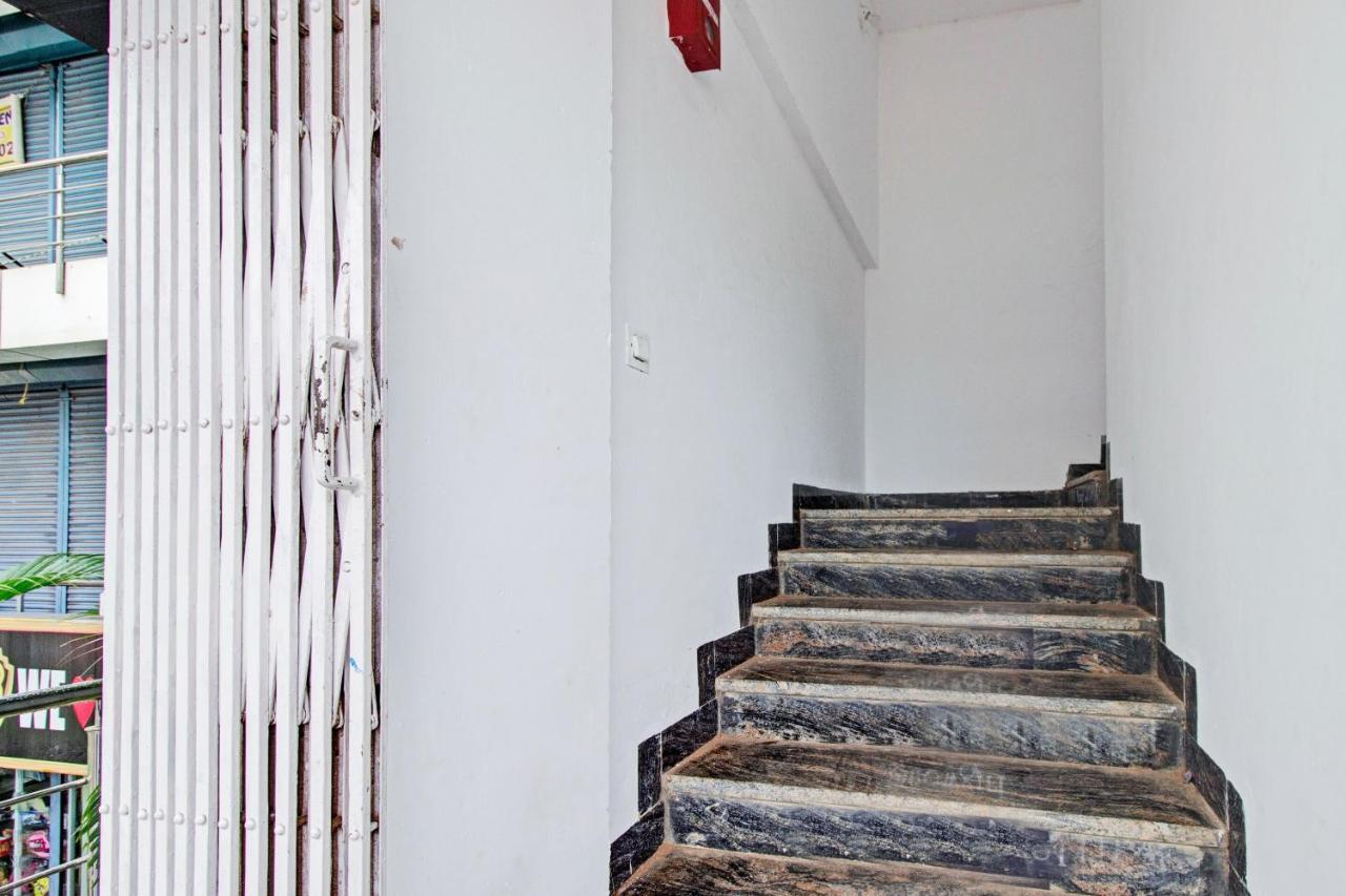 Oyo Flagship 81436 Palace Lodge Μπανγκαλόρ Εξωτερικό φωτογραφία