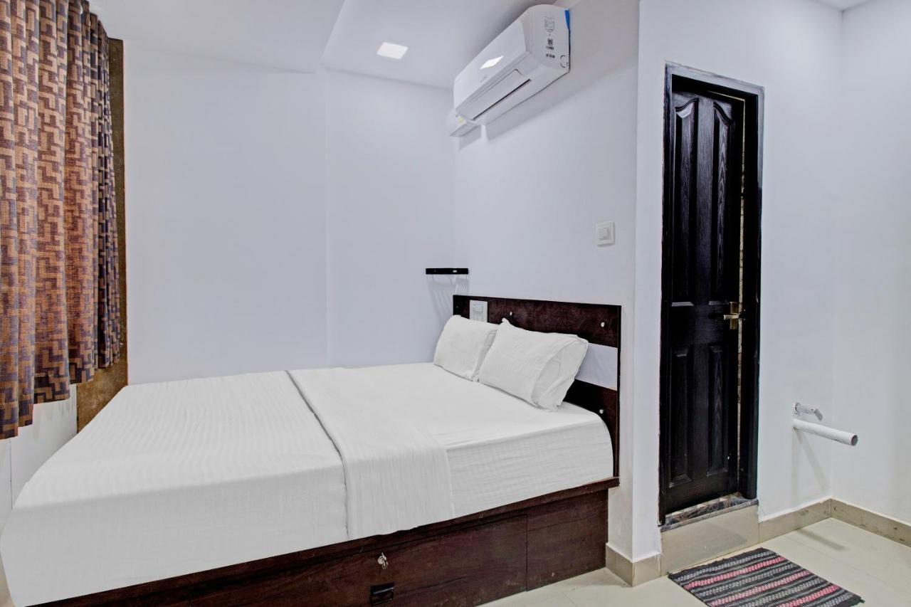 Oyo Flagship 81436 Palace Lodge Μπανγκαλόρ Εξωτερικό φωτογραφία
